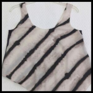 Rachael Roy Gray black diagonal zebra stripe sleeveless tank top SM Festival